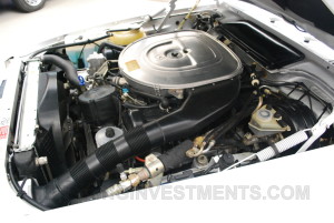 1989 Mercedes 560SL Engine bay