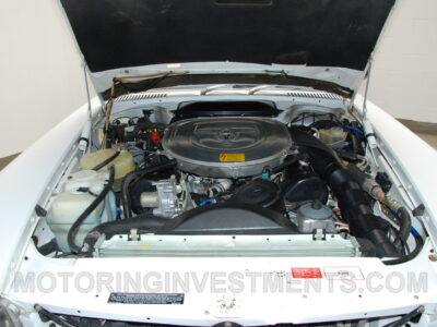 Image: Engine bay, Mercedes 560SL, original