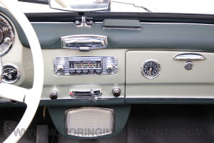 1959-Mercedes-190SL-49